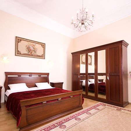 Ekaterina Hotel オデッサ エクステリア 写真